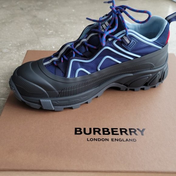 Burberry Arthur in Midnight Navy, size 43 - Picture 2 of 9